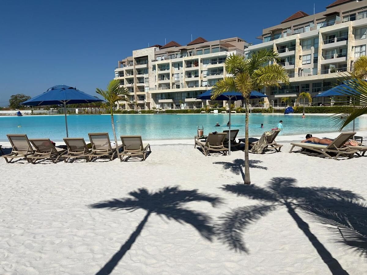 Tu Refugio Junto A La Crystal Lagoon Con Elegancia Y Confort